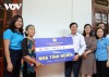Khối Thi đua III-Công đoàn Viên chức Việt Nam tặng nhà tình nghĩa tại Quảng Trị