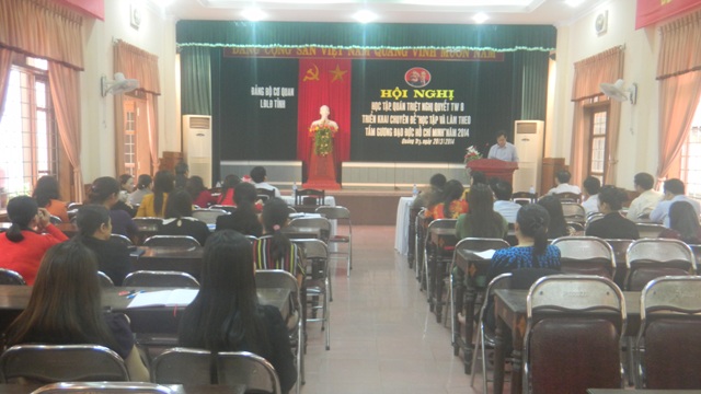 Quang cảnh Hội nghị học tập, quán triệt Nghị quyết Trung ương 8, triển khai chuyên đề “Học tập và làm theo tấm gương đạo đức Hồ Chí Minh” năm 2014