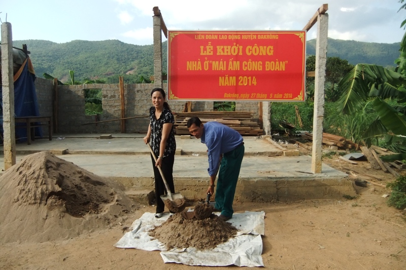 Liên đoàn Lao động huyện ĐaKrông khởi công nhà ở Mái ấm Công đoàn