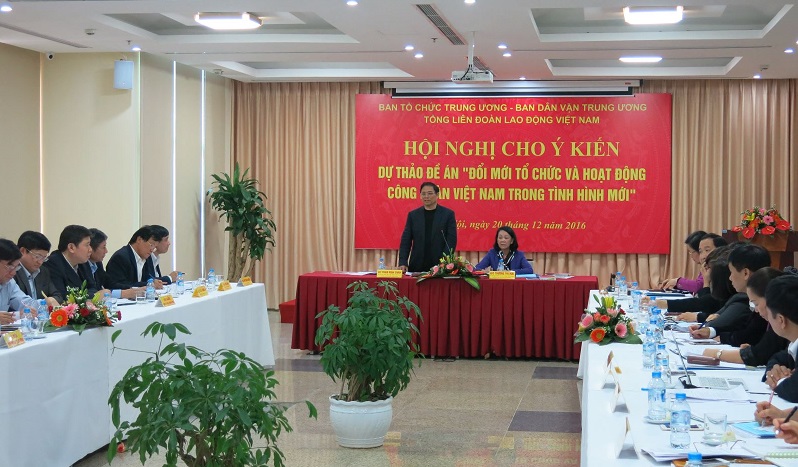 Đồng chí Phạm Minh Chính, Ủy viên Bộ Chính trị, Bí thư Trung ương Đảng, Trưởng Ban Tổ chức Trung ương  phát biểu tại Hội nghị.