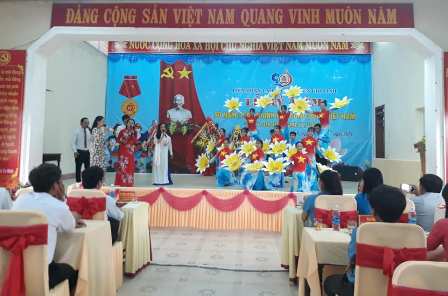 LĐLĐ huyện Gio Linh:  Lễ kỷ niệm 90 năm thành lập Công đoàn Việt Nam và phát hành Lịch sử phong trào công nhân và Công đoàn huyện Gio Linh