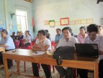Lớp tập huấn chuyển giao kỹ thuật chăn nuôi và trồng trọt cho bà con nông dân thôn Trúc Kinh do CĐCS xã Cam An tổ chức