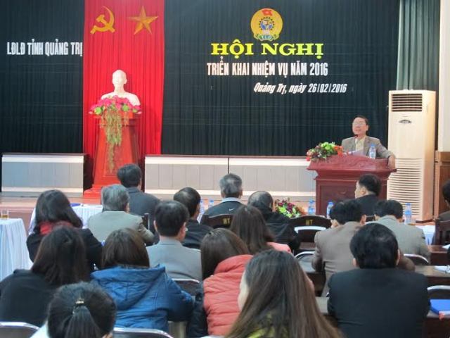 Đ/c Nguyễn Thế Lập - TUV, Chủ tịch LĐLĐ tỉnh quán triệt nhiệm vụ năm 2016 cho cán bộ chuyên trách công đoàn