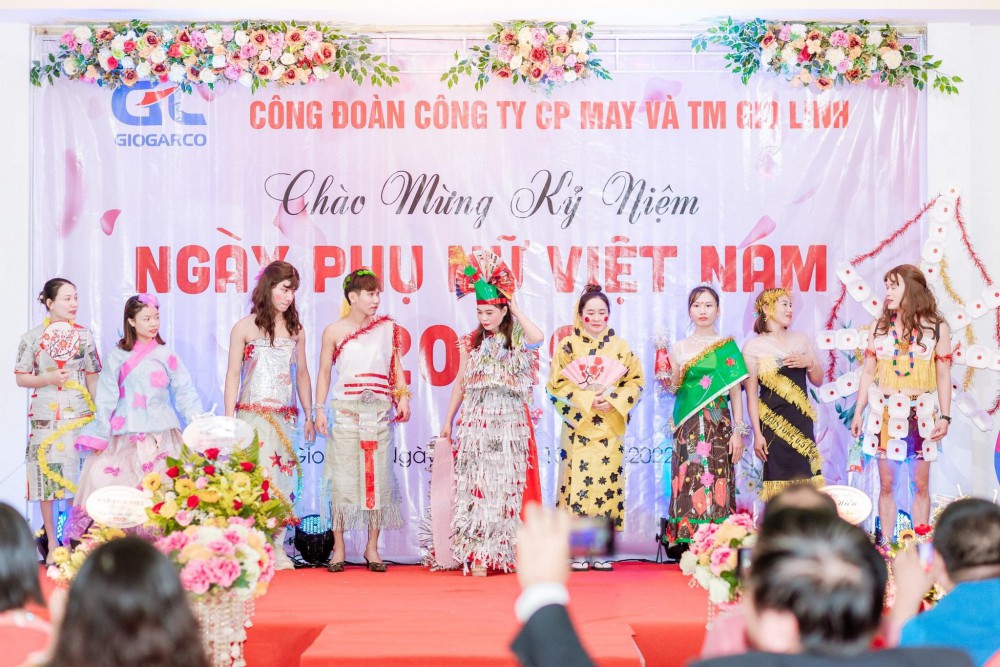 cdcs cong ty may va tm gio linh to chuc hoi thi trinh dien thoi trang