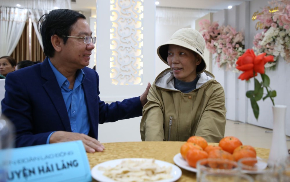 Tet Sum Vay